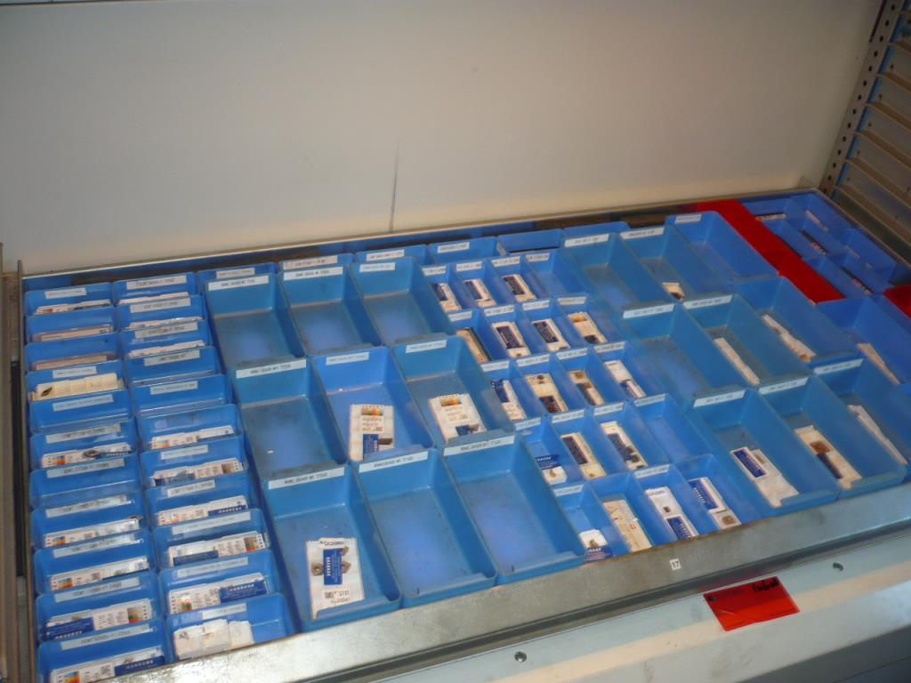 CNC-Dreh-und Fräsmaschinen, CNC-Schleifmaschinen, CNC-Bearbeitungszentren-2