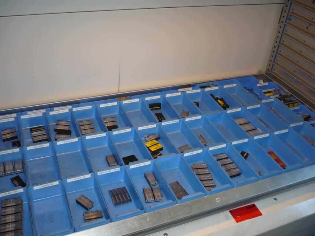 CNC-Dreh-und Fräsmaschinen, CNC-Schleifmaschinen, CNC-Bearbeitungszentren-6