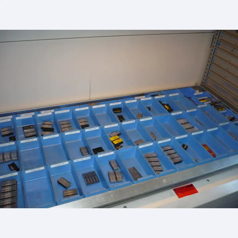 CNC-Dreh-und Fräsmaschinen, CNC-Schleifmaschinen, CNC-Bearbeitungszentren-6