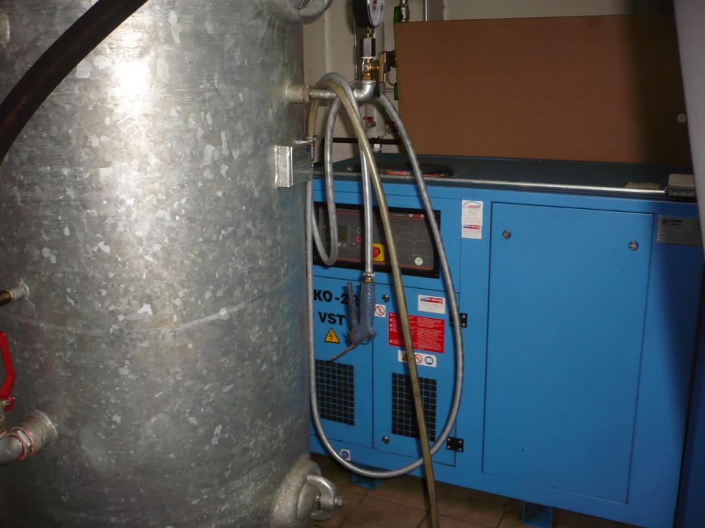 Tornos e fresadoras CNC, rectificadoras CNC, centros de maquinagem CNC-2