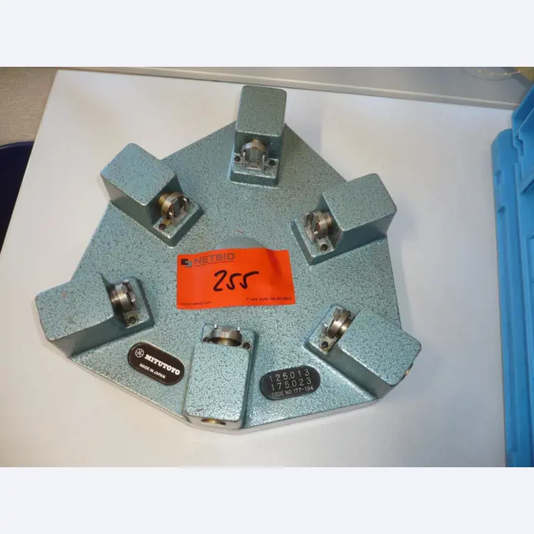 Tornos e fresadoras CNC, rectificadoras CNC, centros de maquinagem CNC-2