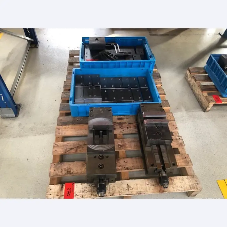 Tornos e fresadoras CNC, rectificadoras CNC, centros de maquinagem CNC-1