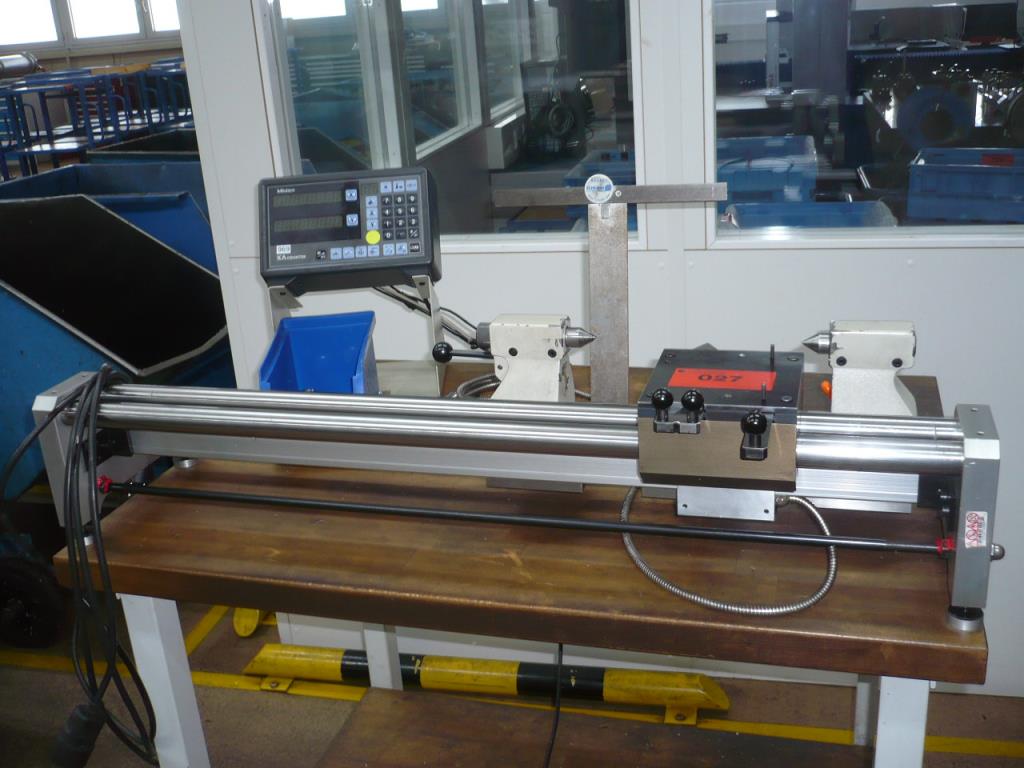 Tornos e fresadoras CNC, rectificadoras CNC, centros de maquinagem CNC-1