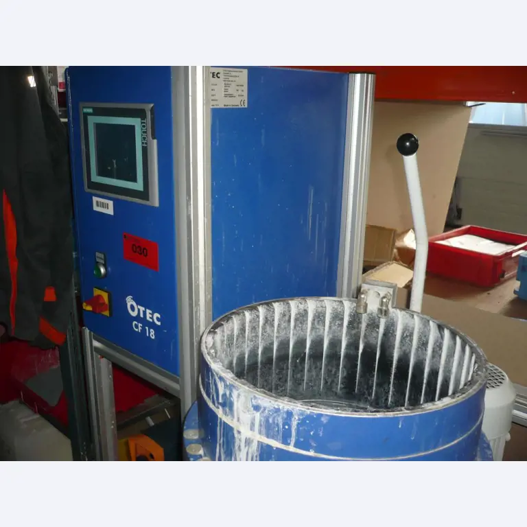 CNC soustruhy a frézky, CNC brusky, CNC obráběcí centra-3