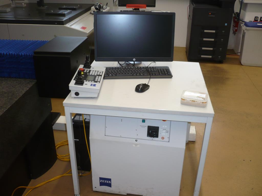 Tornos e fresadoras CNC, rectificadoras CNC, centros de maquinagem CNC-3