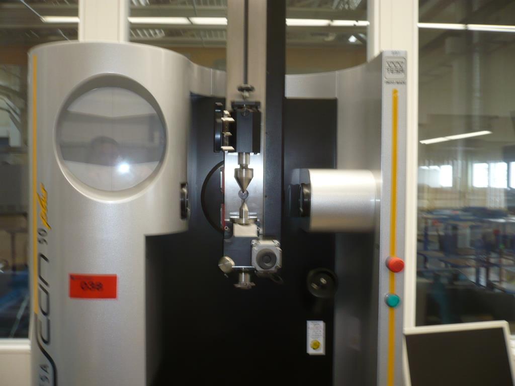 Tornos e fresadoras CNC, rectificadoras CNC, centros de maquinagem CNC-2