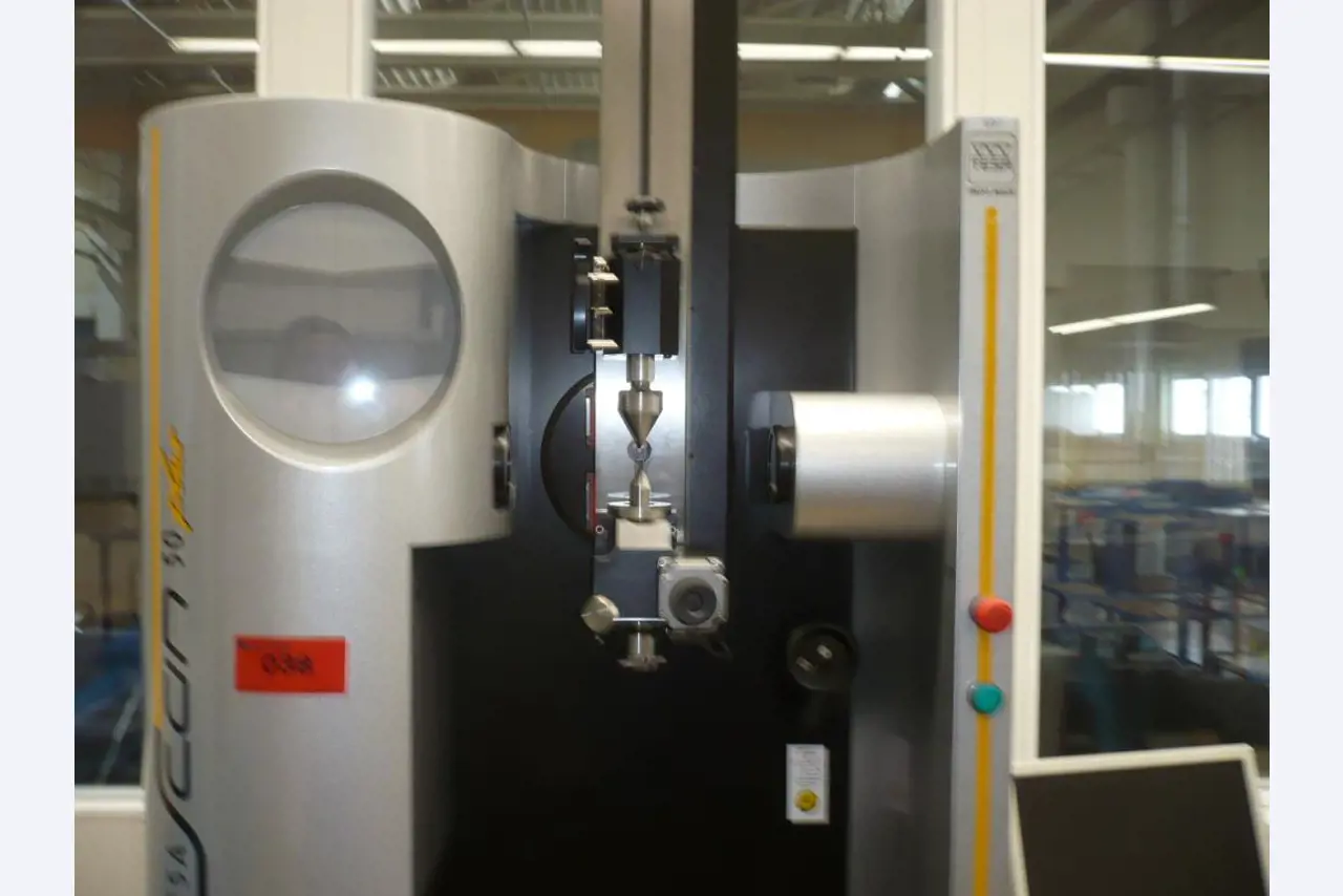 CNC turning and milling machines, CNC grinding machines, CNC machining centers-2