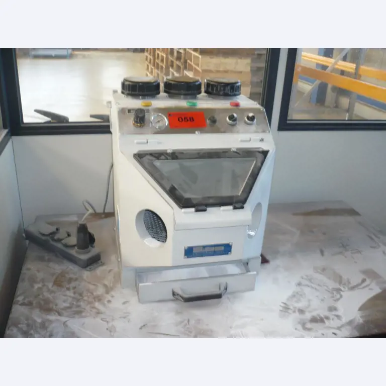 CNC turning and milling machines, CNC grinding machines, CNC machining centers-1