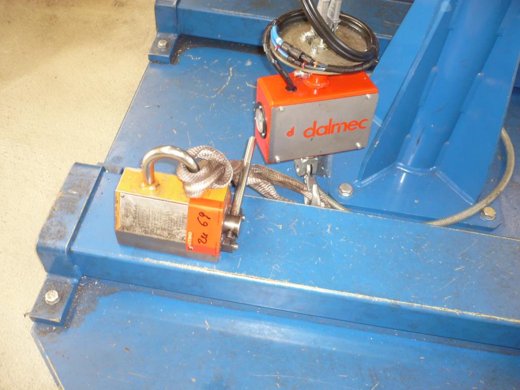 Tornos e fresadoras CNC, rectificadoras CNC, centros de maquinagem CNC-2