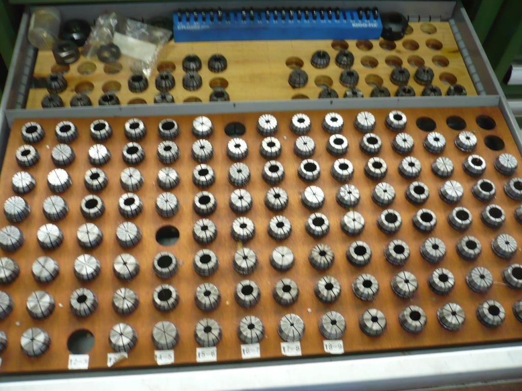 Tornos e fresadoras CNC, rectificadoras CNC, centros de maquinagem CNC-4