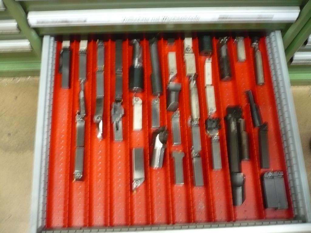 Tornos e fresadoras CNC, rectificadoras CNC, centros de maquinagem CNC-6