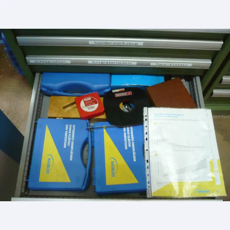 Tornos e fresadoras CNC, rectificadoras CNC, centros de maquinagem CNC-3