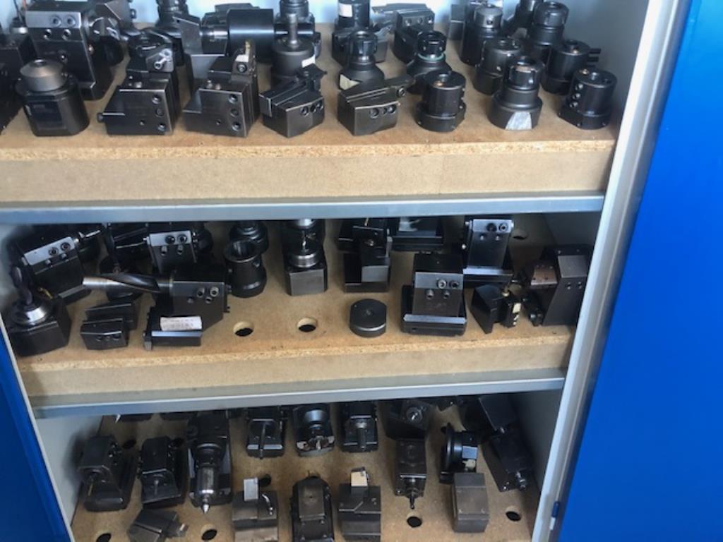 Tornos e fresadoras CNC, rectificadoras CNC, centros de maquinagem CNC-2