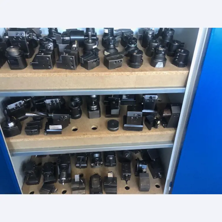 Tornos e fresadoras CNC, rectificadoras CNC, centros de maquinagem CNC-2