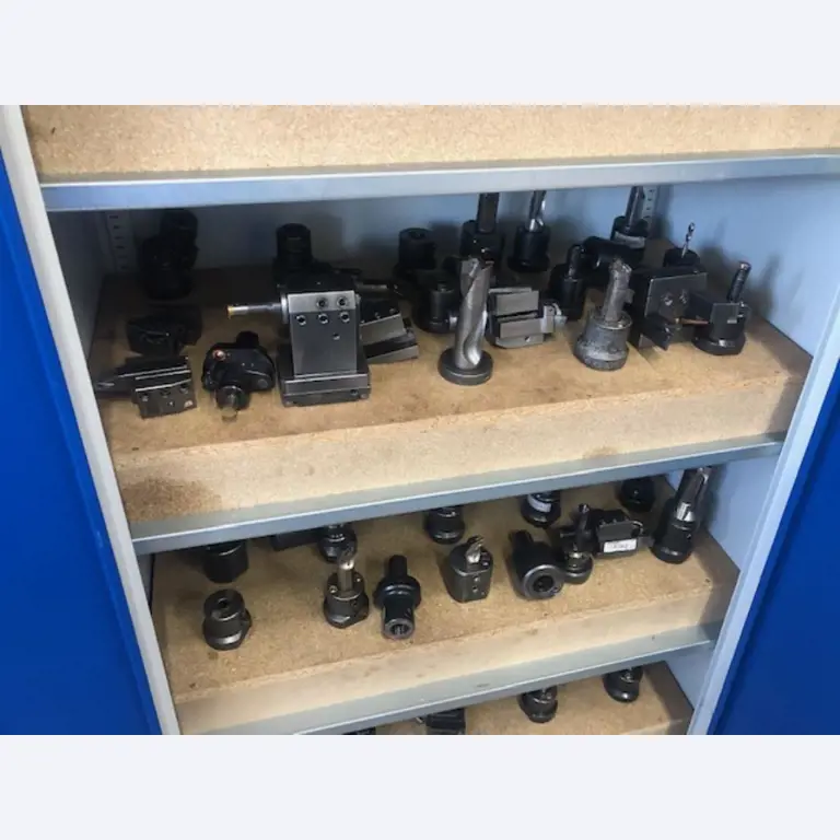 Tornos e fresadoras CNC, rectificadoras CNC, centros de maquinagem CNC-2