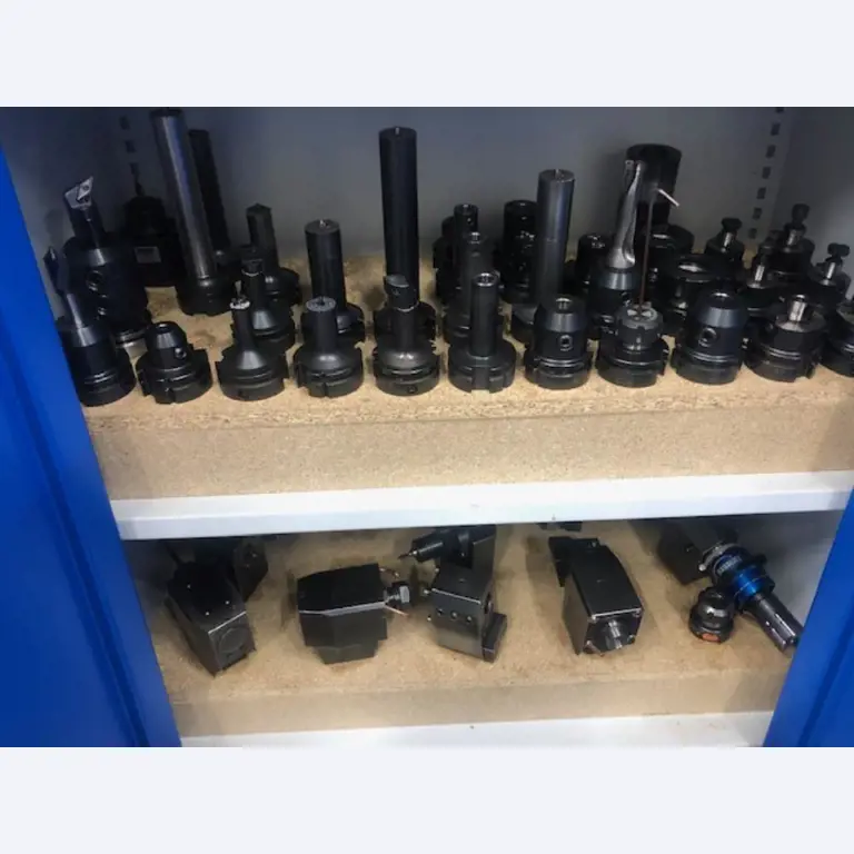 Tornos e fresadoras CNC, rectificadoras CNC, centros de maquinagem CNC-2