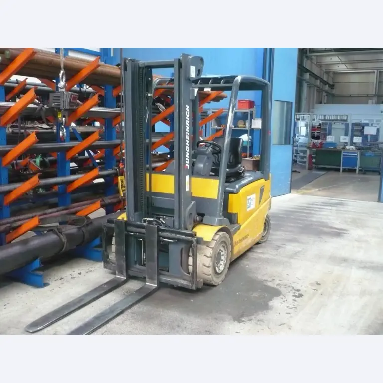 Tornos e fresadoras CNC, rectificadoras CNC, centros de maquinagem CNC-1