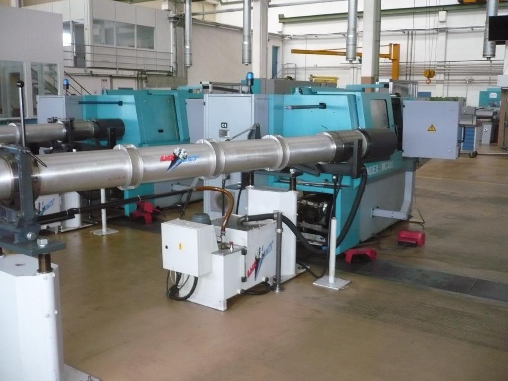 Tornos e fresadoras CNC, rectificadoras CNC, centros de maquinagem CNC-5