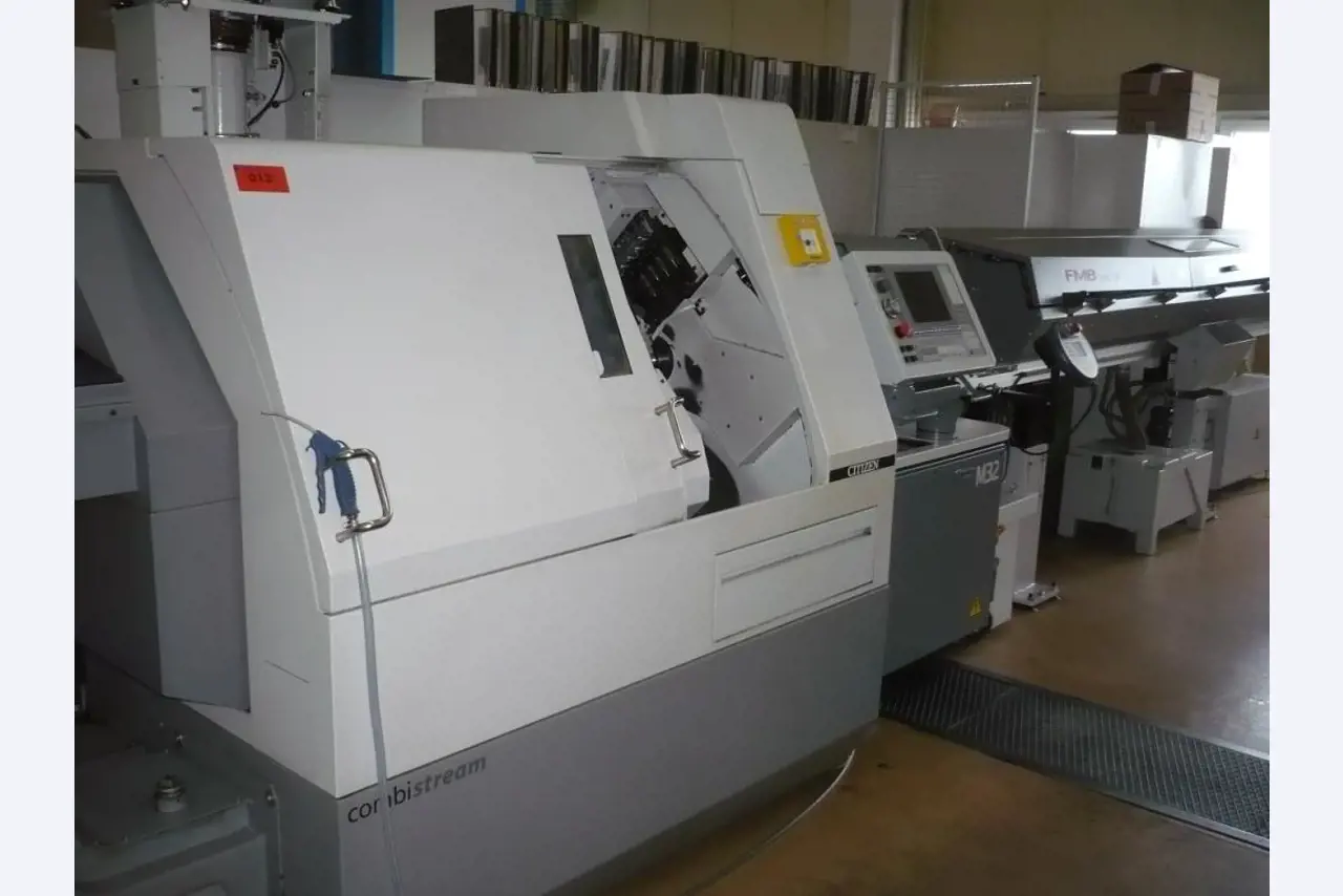 Tornos e fresadoras CNC, rectificadoras CNC, centros de maquinagem CNC-2