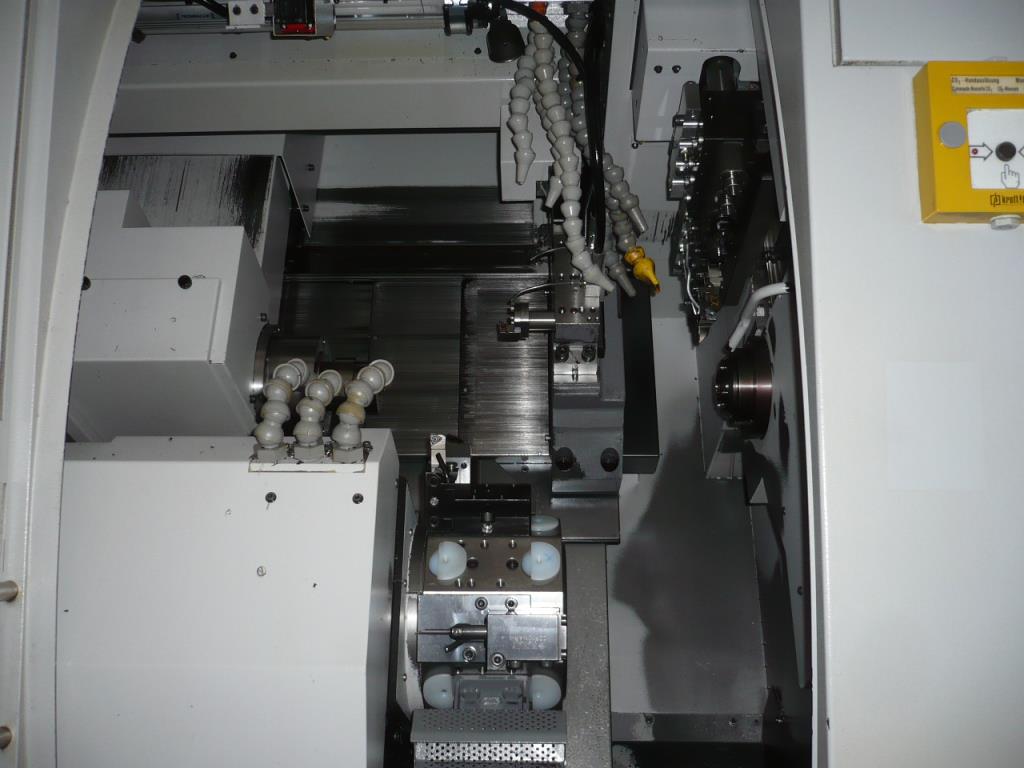 Tornos e fresadoras CNC, rectificadoras CNC, centros de maquinagem CNC-3