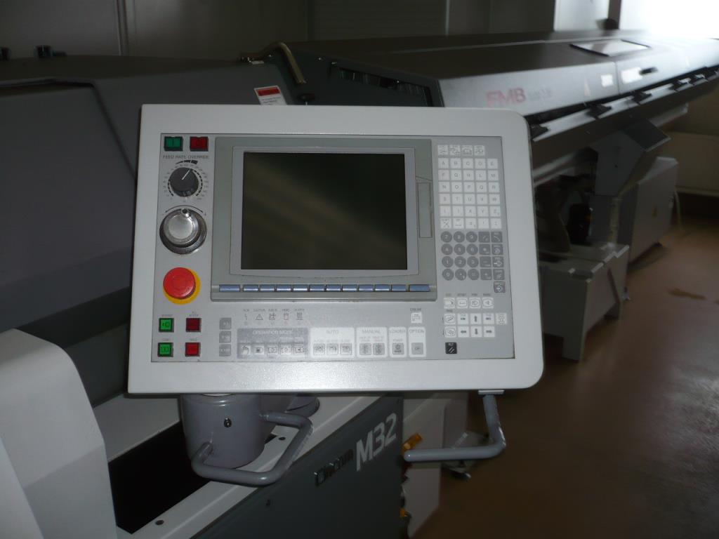 Tornos e fresadoras CNC, rectificadoras CNC, centros de maquinagem CNC-4