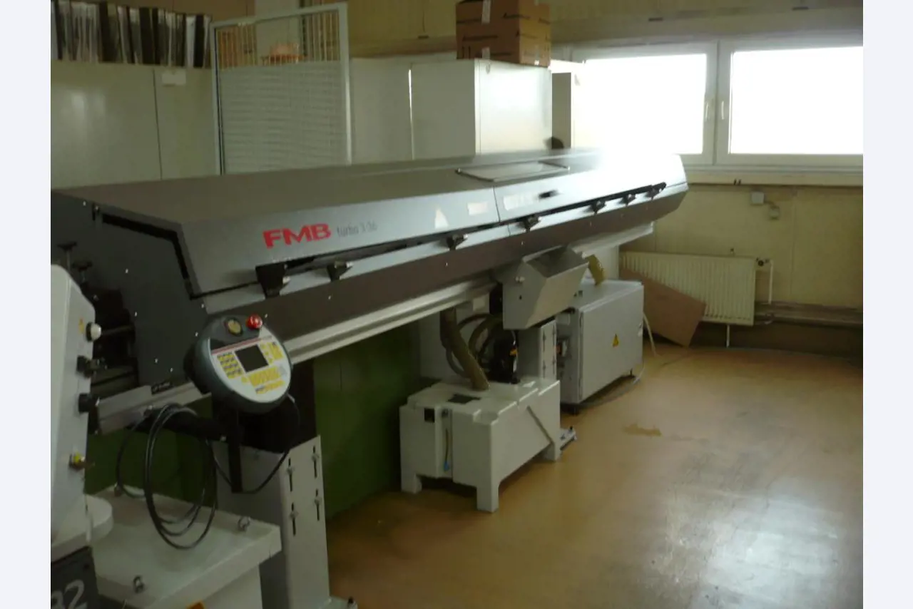 Tornos e fresadoras CNC, rectificadoras CNC, centros de maquinagem CNC-5