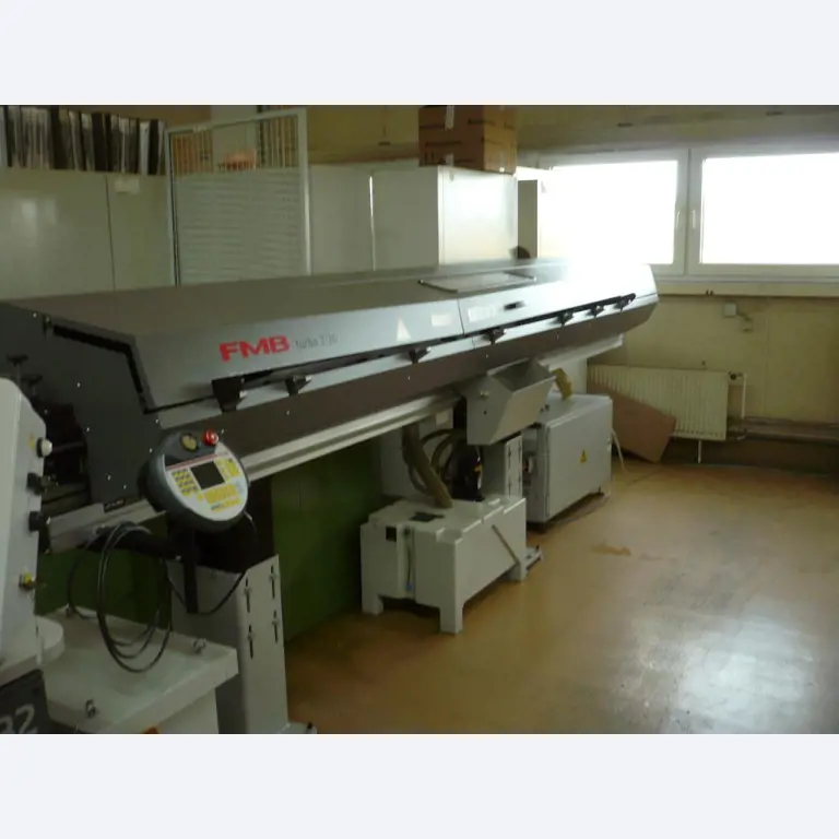 Tornos e fresadoras CNC, rectificadoras CNC, centros de maquinagem CNC-5