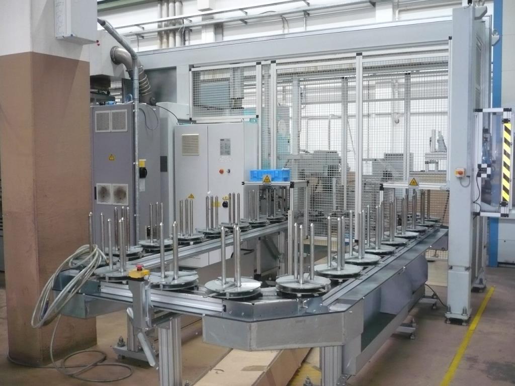 Tornos e fresadoras CNC, rectificadoras CNC, centros de maquinagem CNC-6