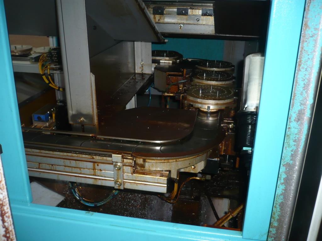 Tornos e fresadoras CNC, rectificadoras CNC, centros de maquinagem CNC-3