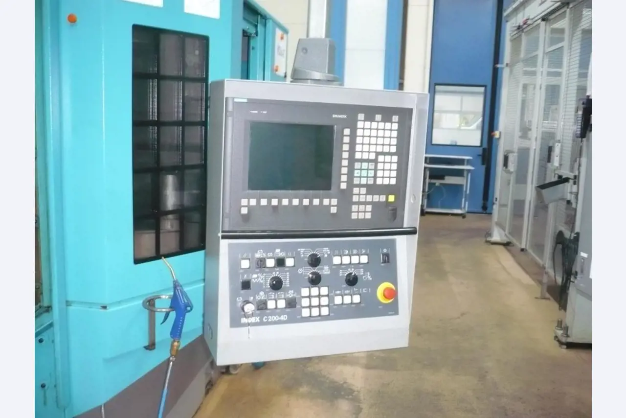 Tornos e fresadoras CNC, rectificadoras CNC, centros de maquinagem CNC-4