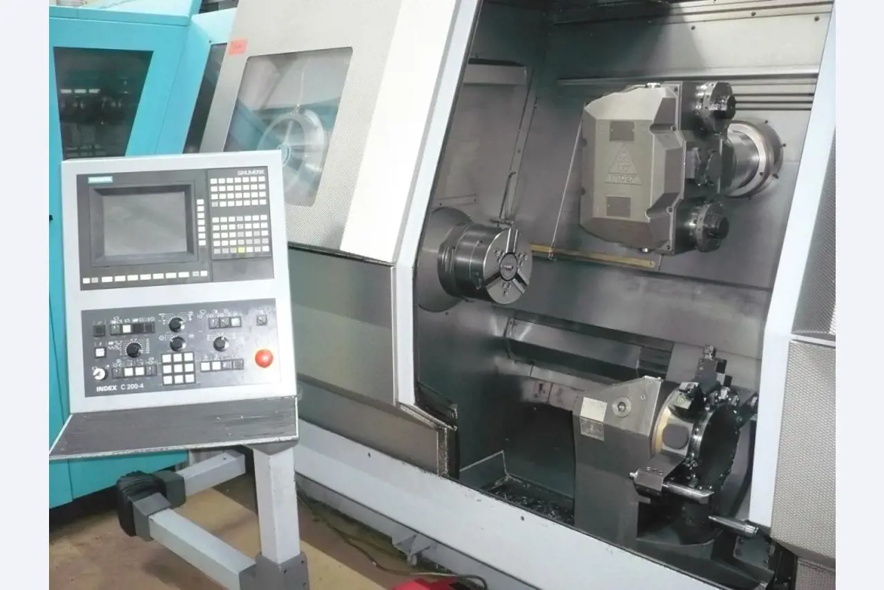 CNC soustruhy a frézky, CNC brusky, CNC obráběcí centra-2