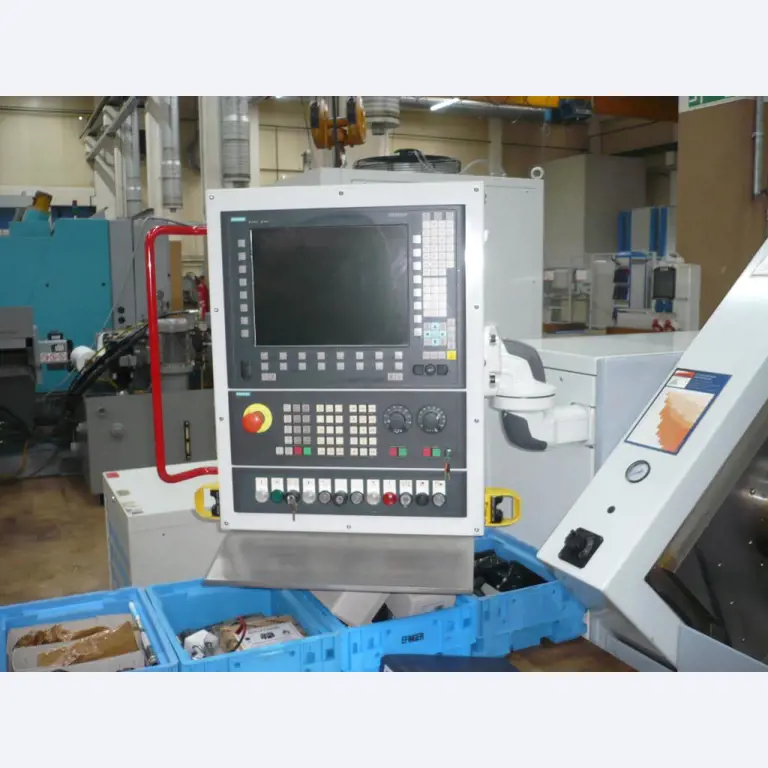 Tornos e fresadoras CNC, rectificadoras CNC, centros de maquinagem CNC-3