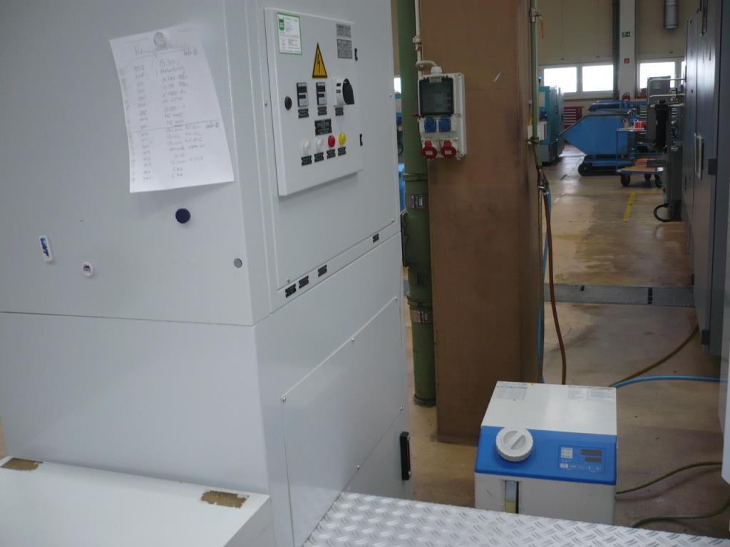 Tornos e fresadoras CNC, rectificadoras CNC, centros de maquinagem CNC-5