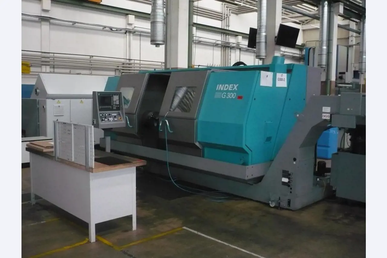 Tornos e fresadoras CNC, rectificadoras CNC, centros de maquinagem CNC-1