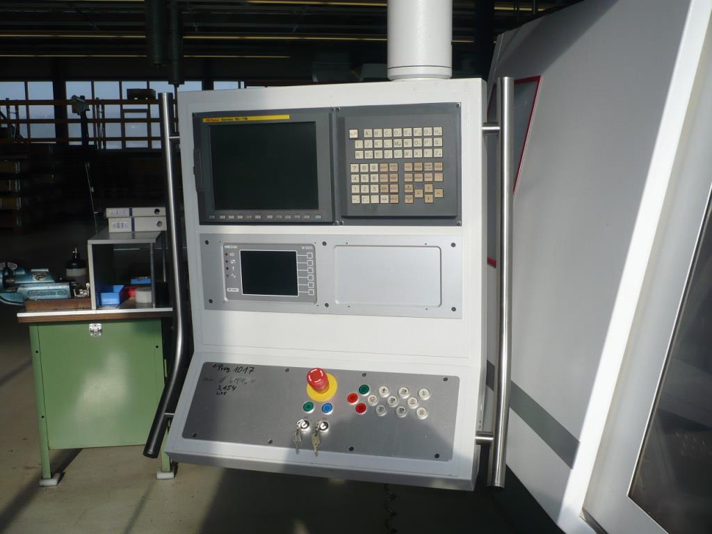 Tornos e fresadoras CNC, rectificadoras CNC, centros de maquinagem CNC-3