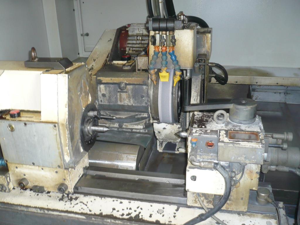 Tornos e fresadoras CNC, rectificadoras CNC, centros de maquinagem CNC-2