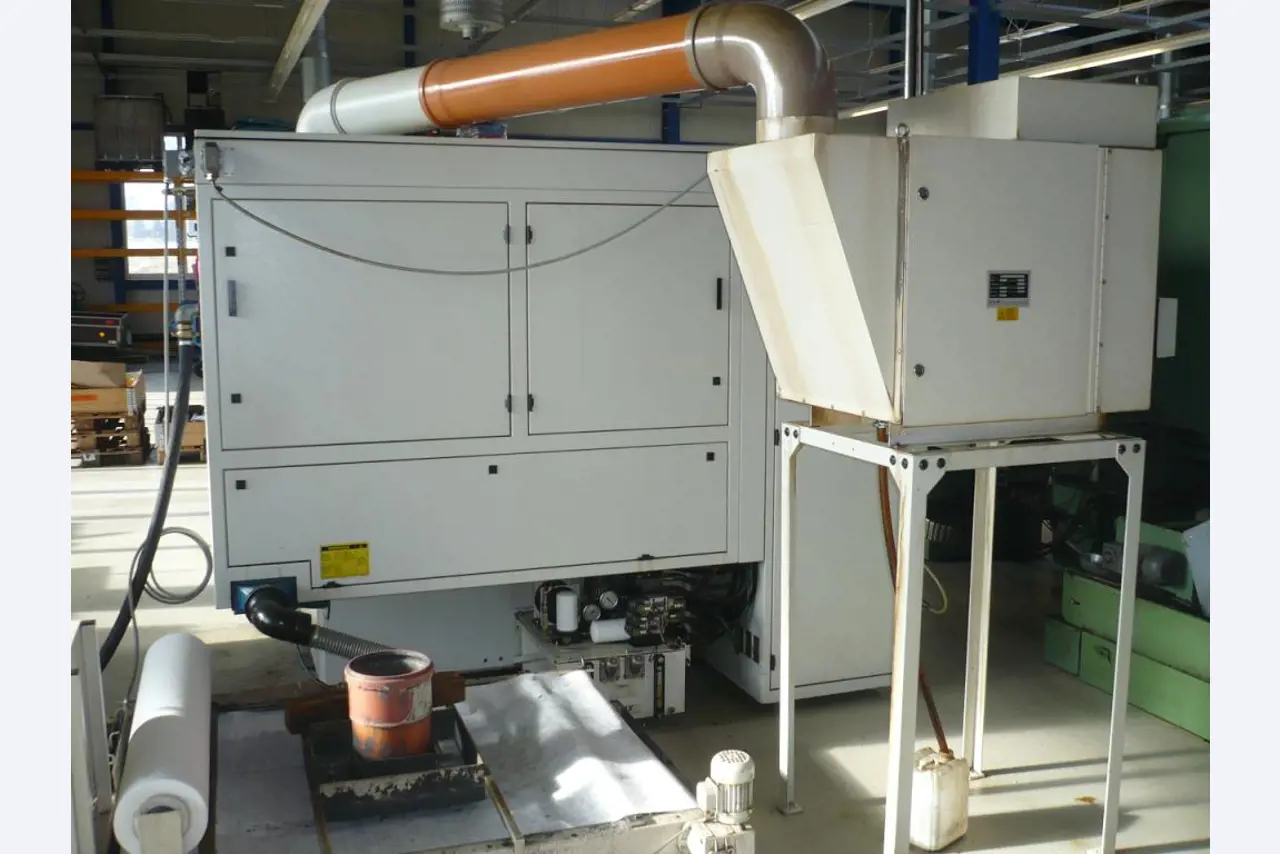 Tornos e fresadoras CNC, rectificadoras CNC, centros de maquinagem CNC-4