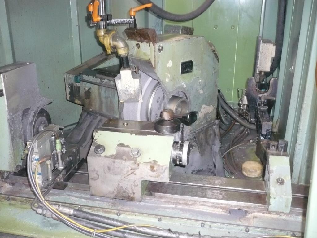 Tornos e fresadoras CNC, rectificadoras CNC, centros de maquinagem CNC-2