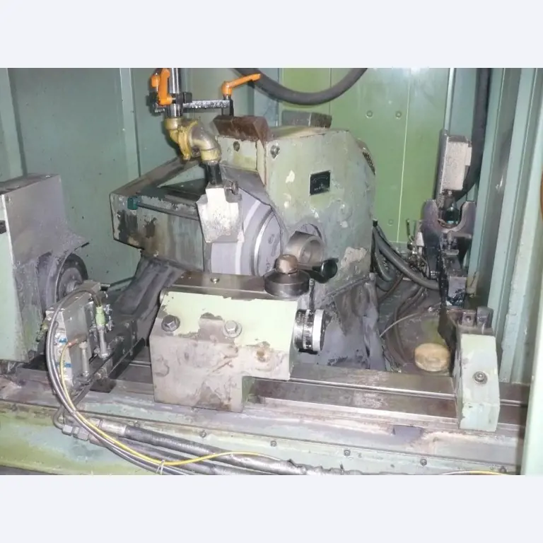 Tornos e fresadoras CNC, rectificadoras CNC, centros de maquinagem CNC-2