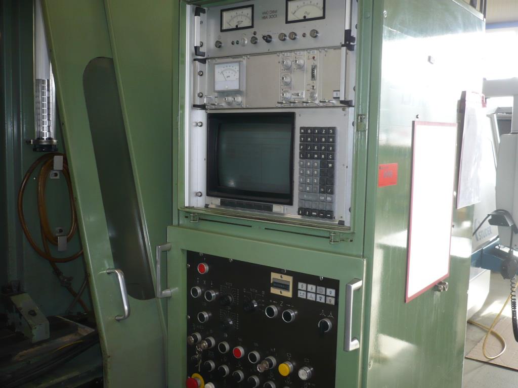 Tornos e fresadoras CNC, rectificadoras CNC, centros de maquinagem CNC-3