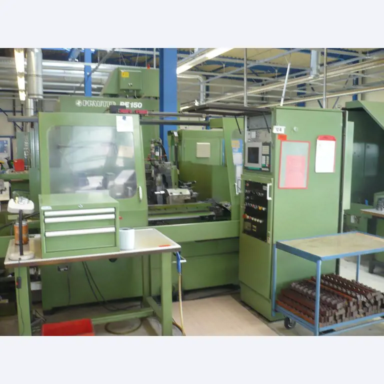 Tornos e fresadoras CNC, rectificadoras CNC, centros de maquinagem CNC-1