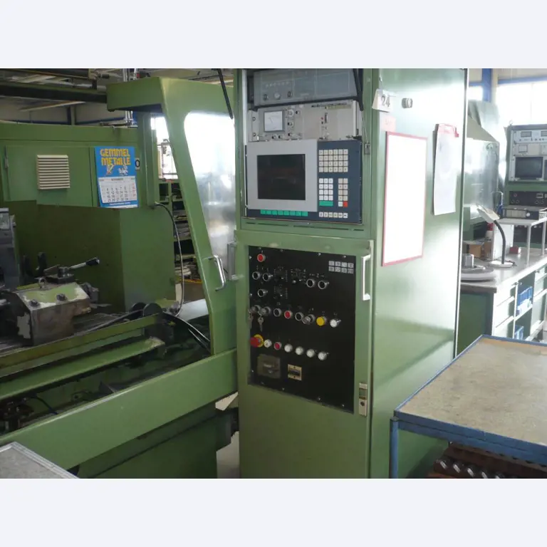 Tornos e fresadoras CNC, rectificadoras CNC, centros de maquinagem CNC-3