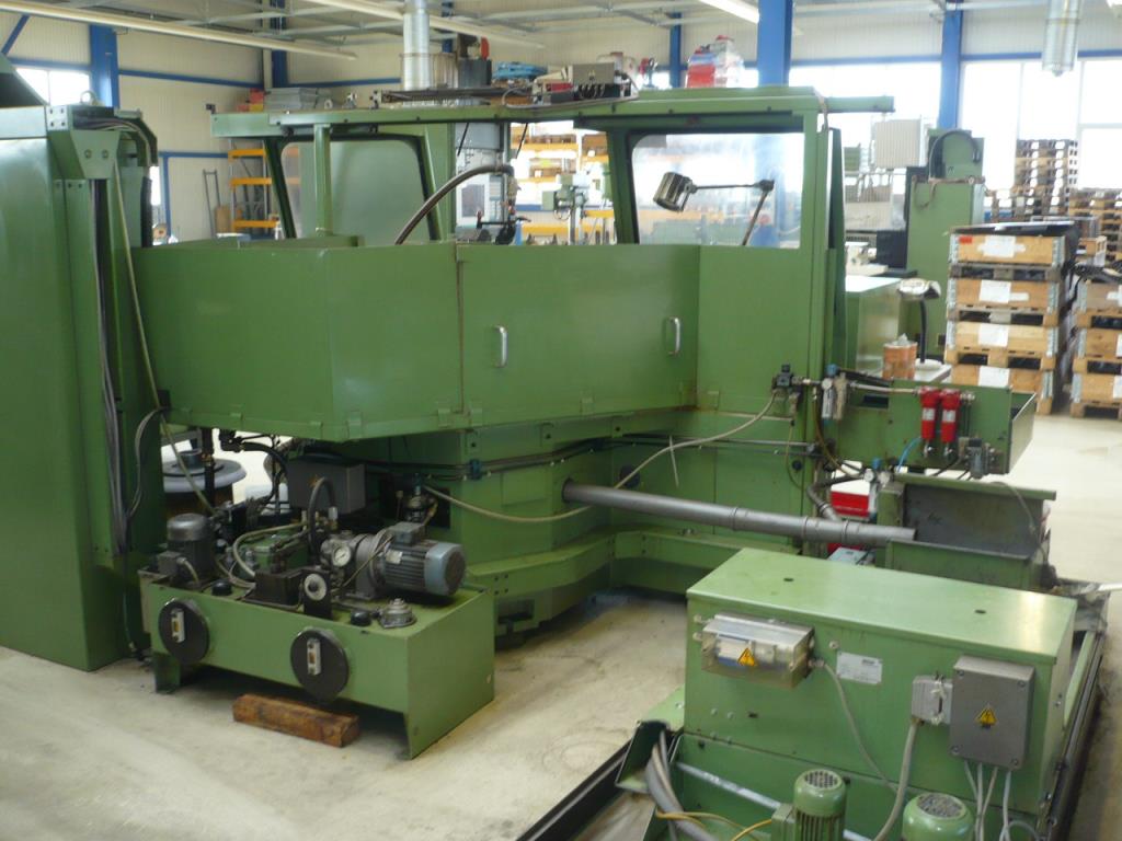 Tornos e fresadoras CNC, rectificadoras CNC, centros de maquinagem CNC-4