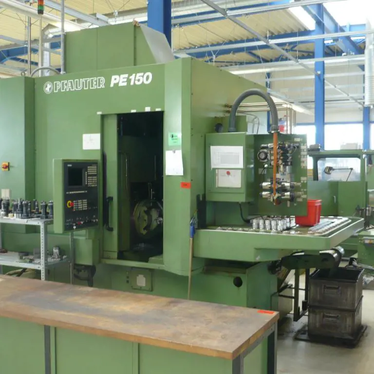 CNC gear hobbing machine Pfauter PE 150