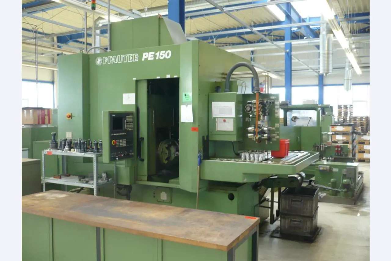 Tornos e fresadoras CNC, rectificadoras CNC, centros de maquinagem CNC-1