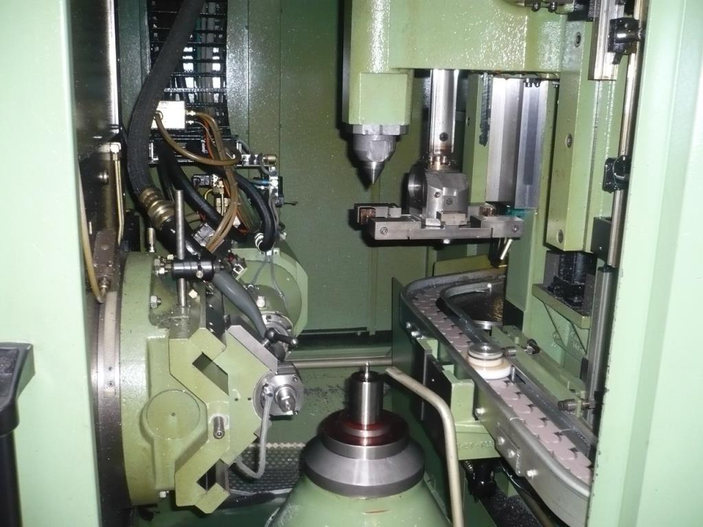 Tornos e fresadoras CNC, rectificadoras CNC, centros de maquinagem CNC-2