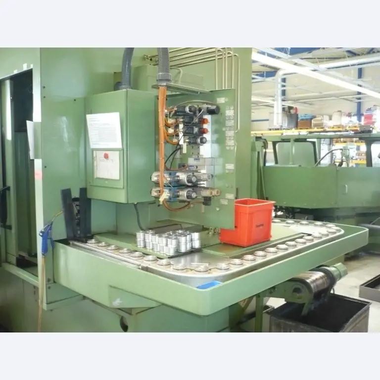 Tornos e fresadoras CNC, rectificadoras CNC, centros de maquinagem CNC-4