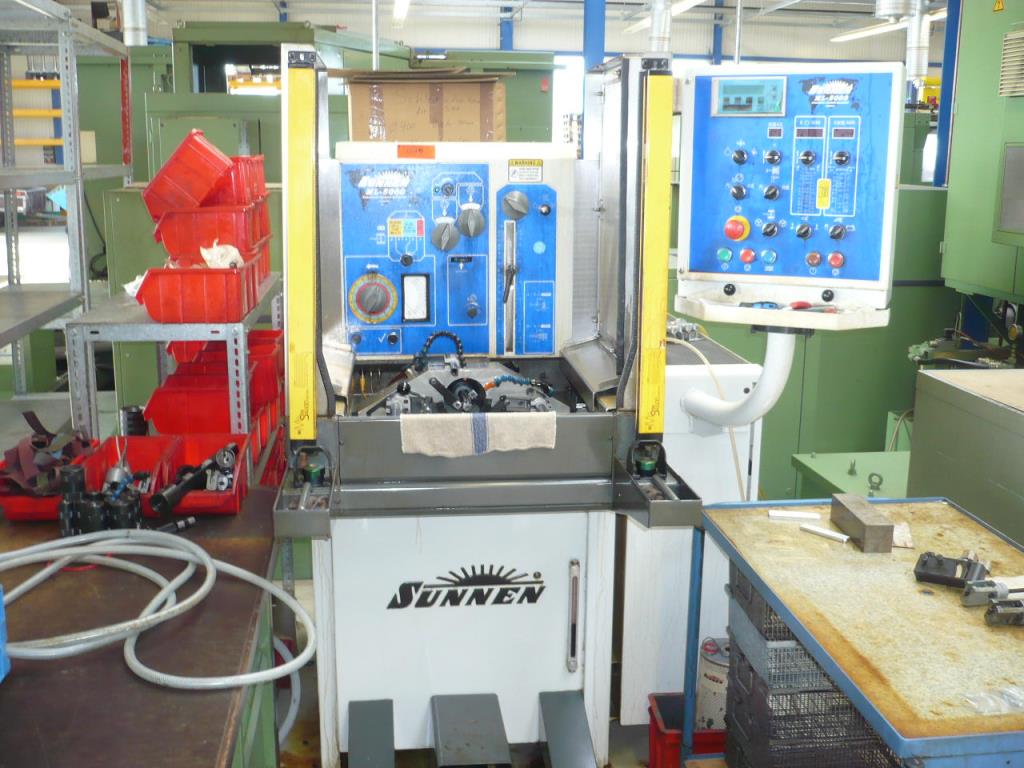 Tornos e fresadoras CNC, rectificadoras CNC, centros de maquinagem CNC-1