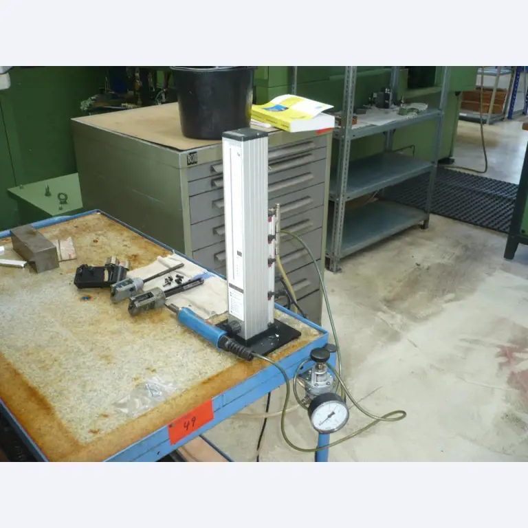 Tornos e fresadoras CNC, rectificadoras CNC, centros de maquinagem CNC-2