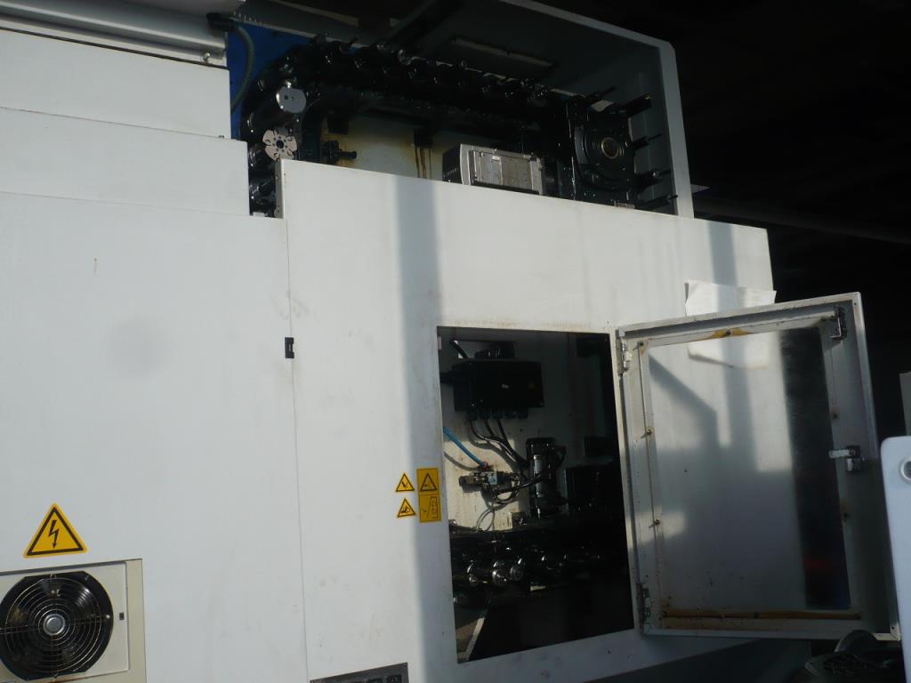 Tornos e fresadoras CNC, rectificadoras CNC, centros de maquinagem CNC-4